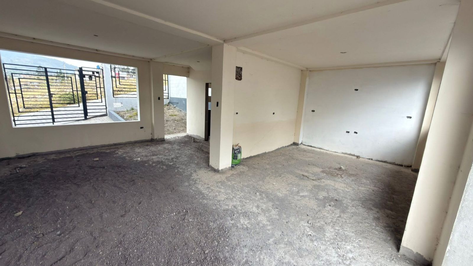 Casa en Obra Gris de Oportunidad Atahualpa-Ambato - Image 3