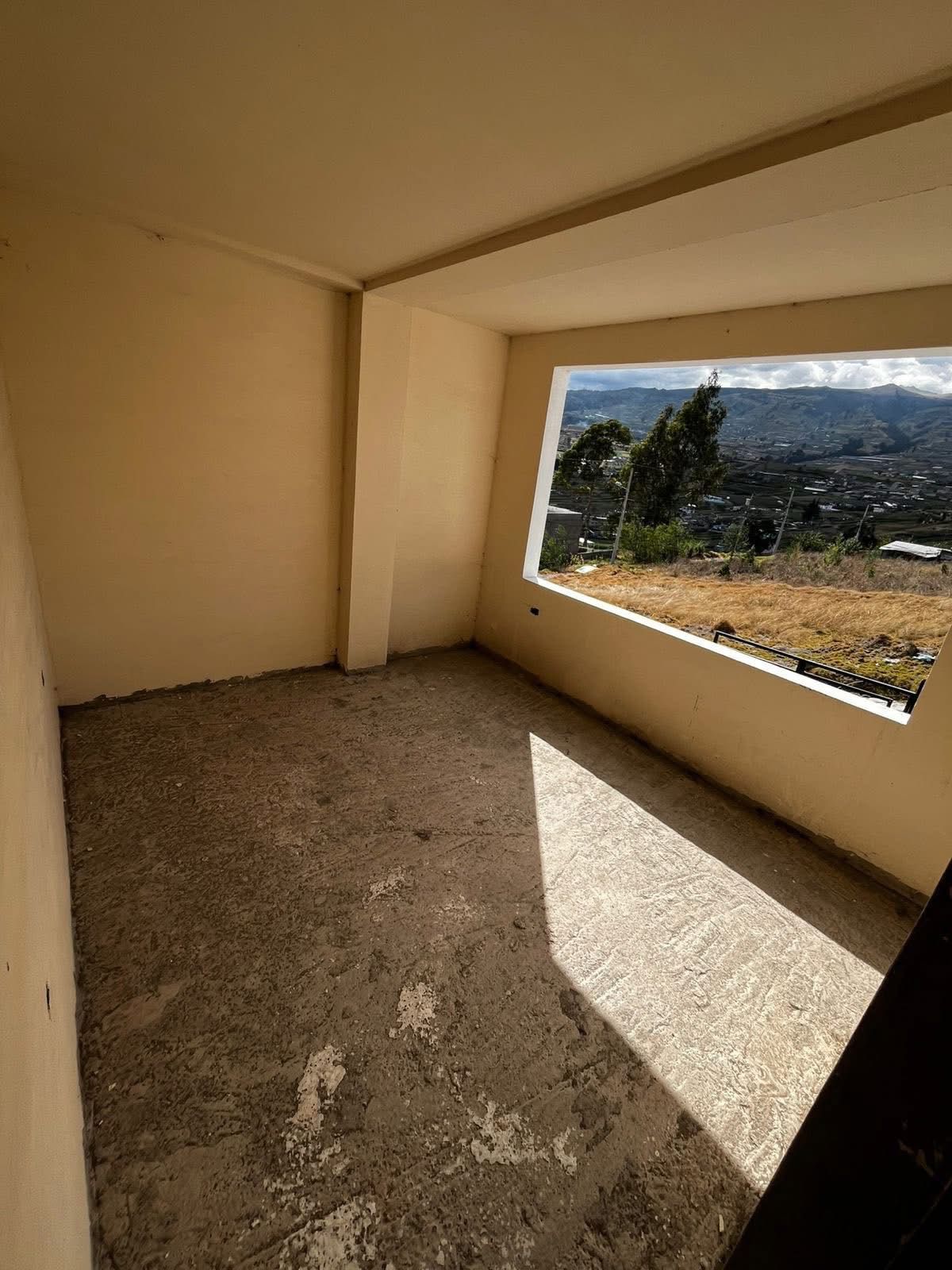 Casa en Obra Gris de Oportunidad Atahualpa-Ambato - Image 9