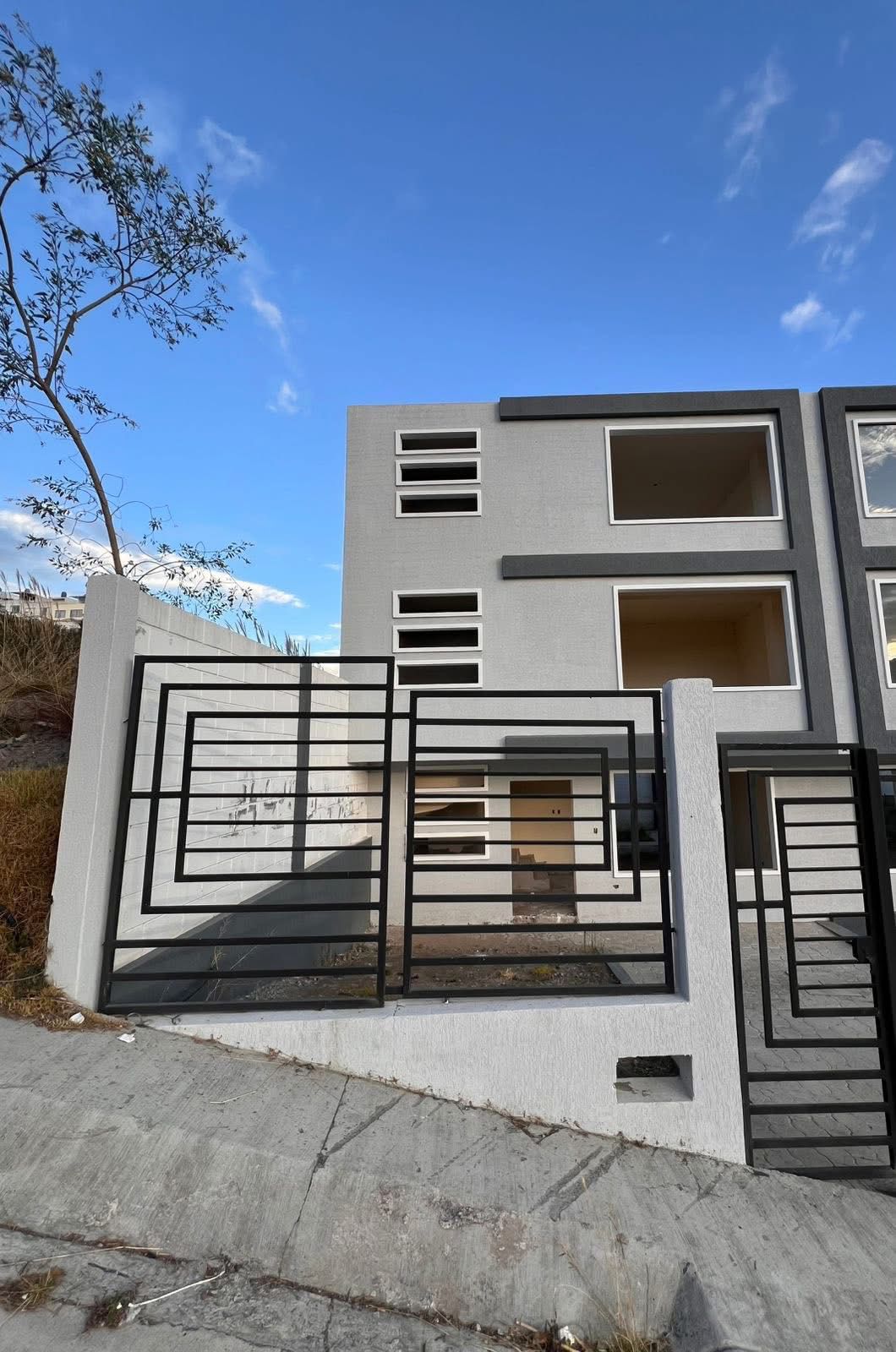 Casa en Obra Gris de Oportunidad Atahualpa-Ambato